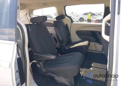 2023 Chrysler Voyager Lx из США, поврежденный, VIN 2C4RC1CG2PR530029